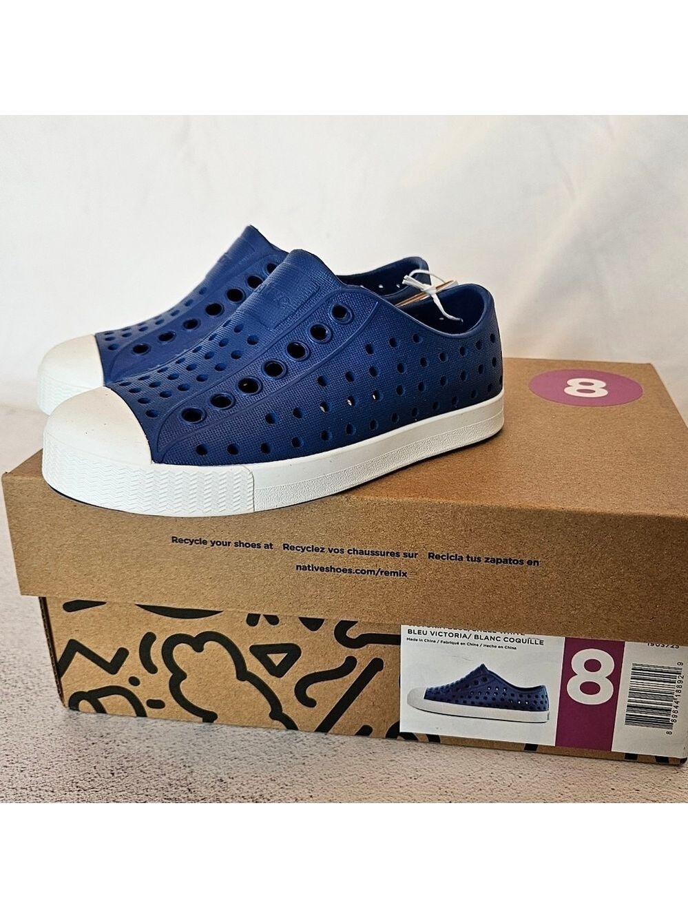 Native Jefferson Kids Navy Slip-On Shoes, New in Box, Children's Size 8